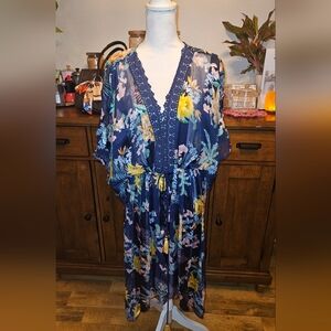 Floral Kimono/Robe/Cover-Up with Lace Trim